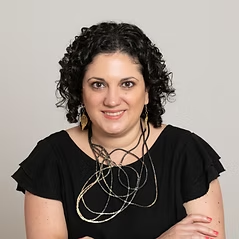 ROMINA GAYA